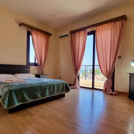 Seaview 2br Retreat By The Ocean *