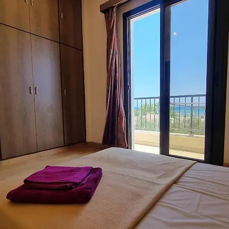 Daire Seaview 2br Retreat By The Ocean Larnaca