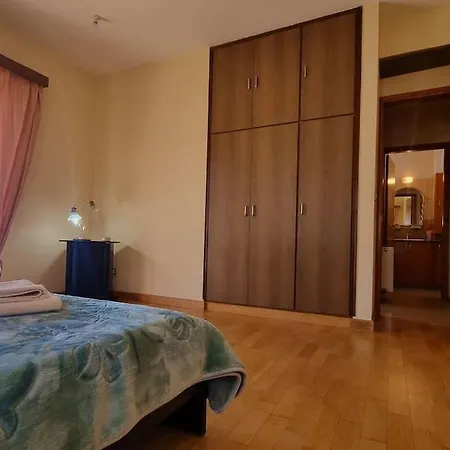 Seaview 2br Retreat By The Ocean Apartment Larnaka