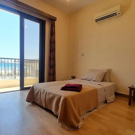 Seaview 2br Retreat By The Ocean
